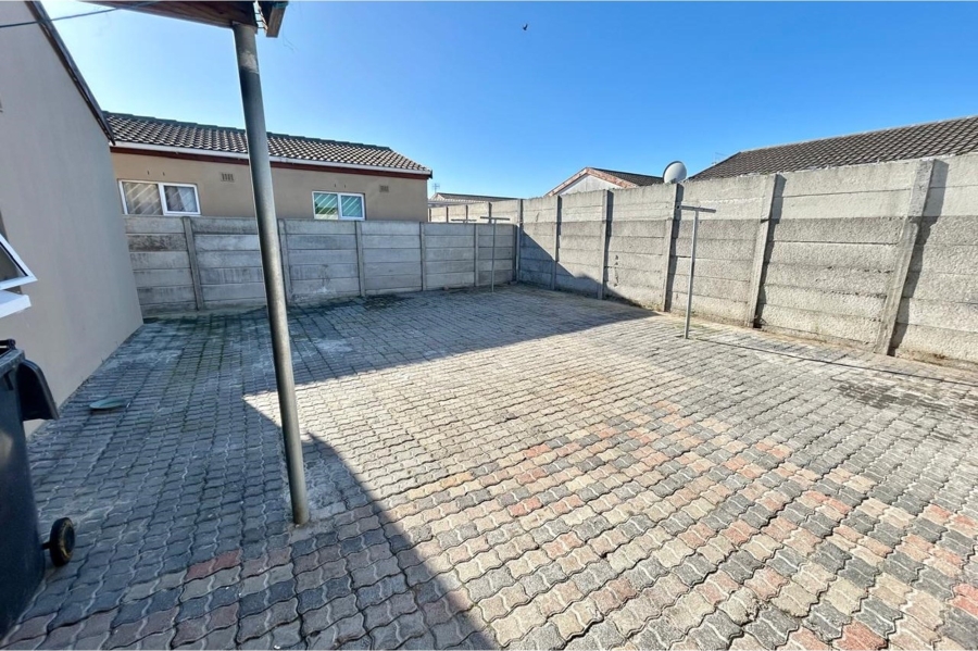 2 Bedroom Property for Sale in Weltevreden Valley Western Cape